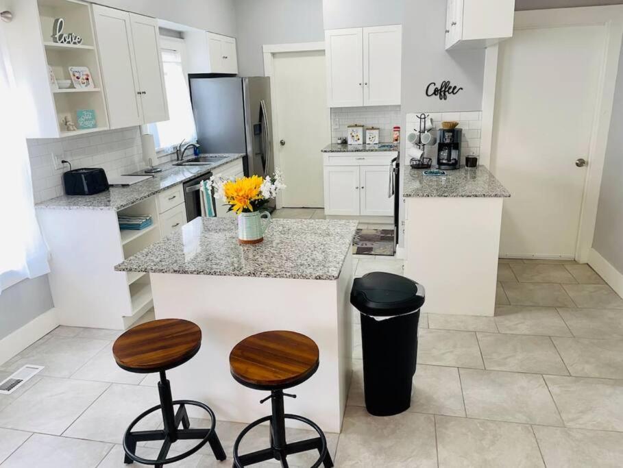 Cherry Street Luxury- Shopping-Dining-By Downtown And Hospitals Tulsa Eksteriør billede